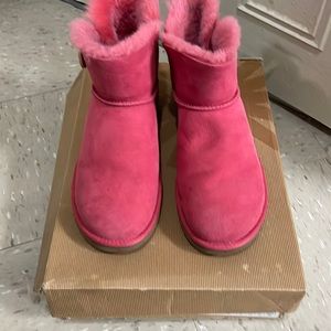Pink ankle UGG